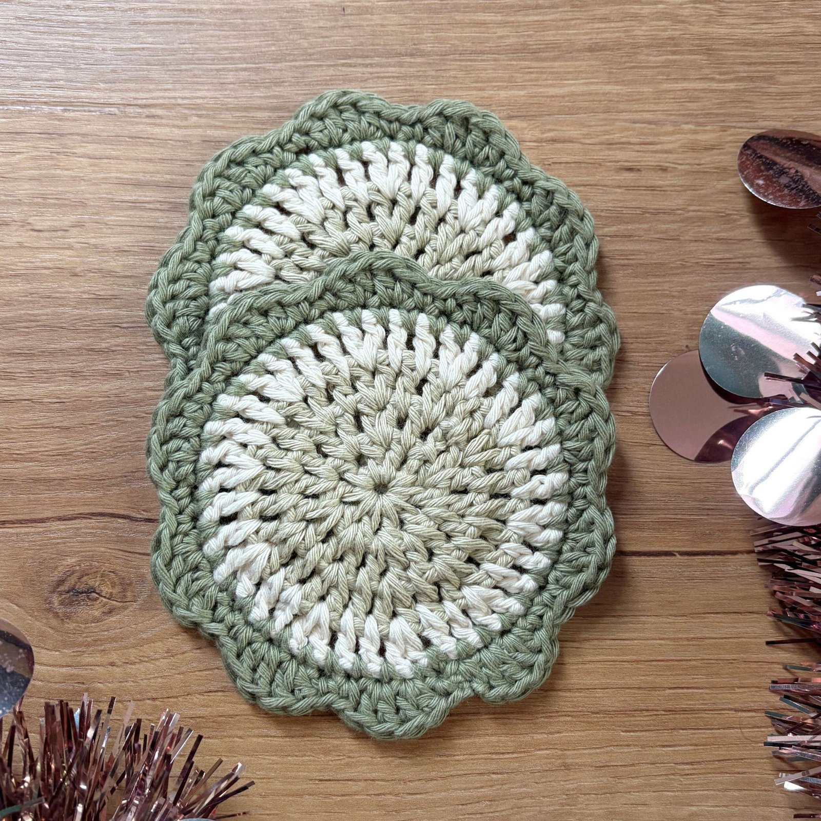 Flower Coaster Set - Green and Cream - Image 8
