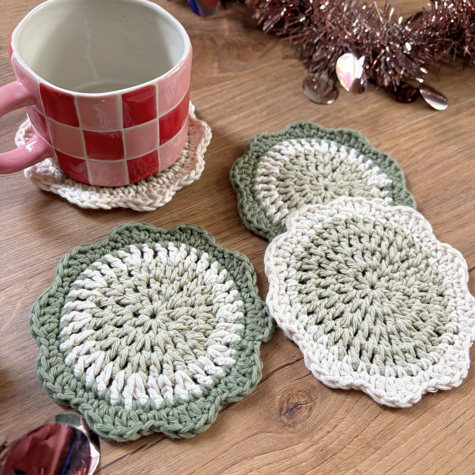 Flower Coaster Set - Green and Cream - Image 9